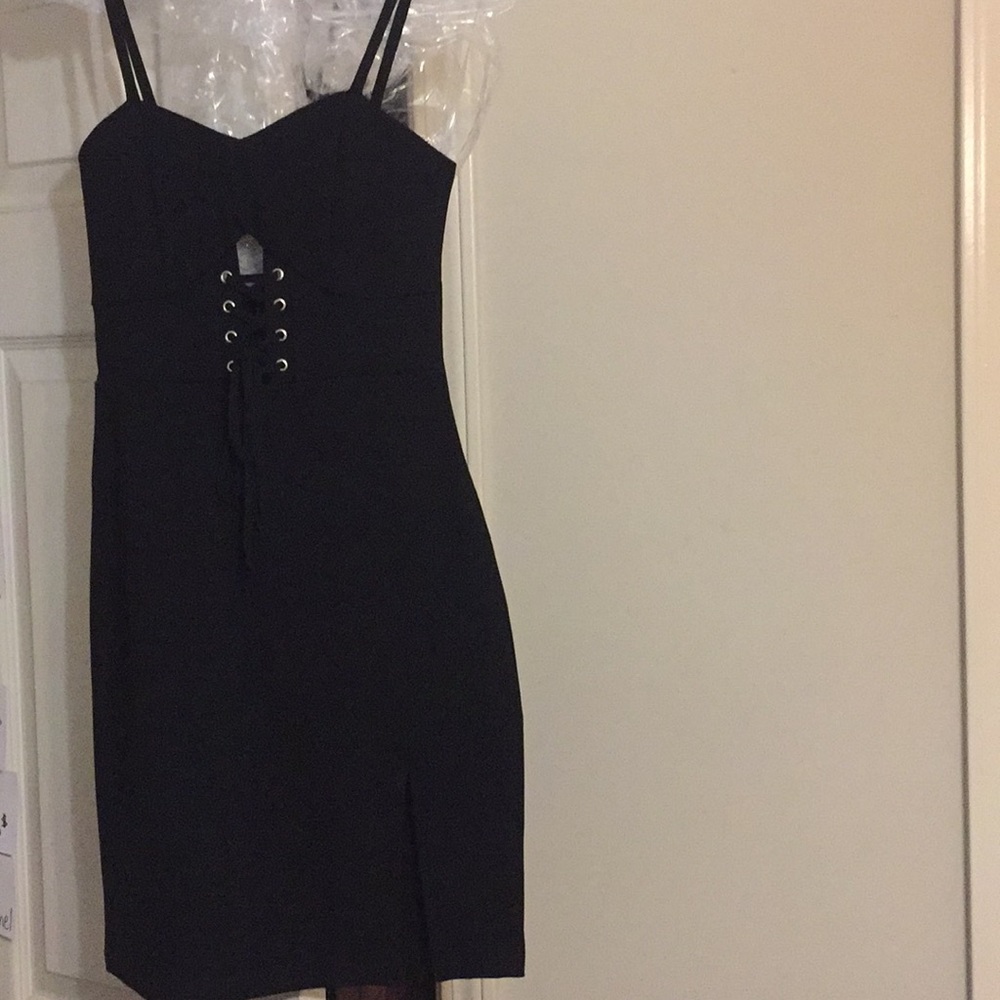 Black Lace Dress 12 - Picture 3 of 8